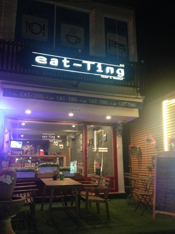Eat-Ting Vandrarhem Bang Sao Thong Exteriör bild